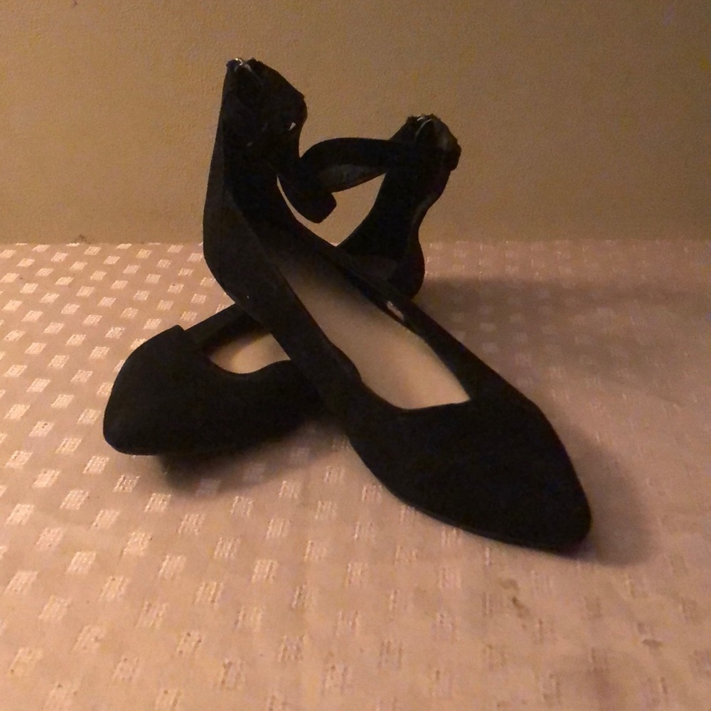 Black shoes